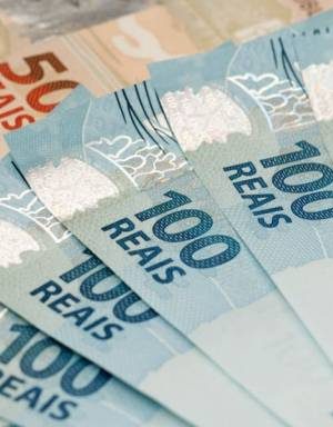 59e8f335bc03e_dinheiro_0