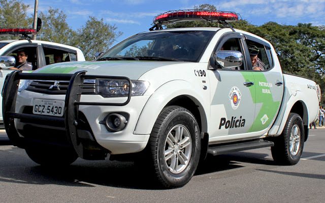 mitsubishipatrulharural011