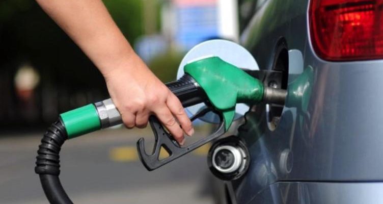 de-novo-petrobras-anuncia-aumento-no-preco-dos-combustiveis