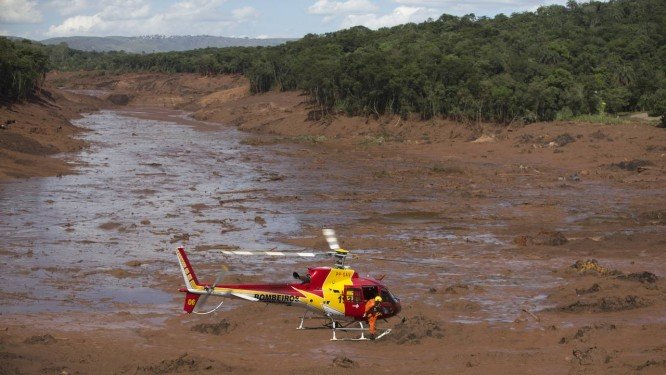 x80847423_pabrumadinho-mg-27-01-2019-rompimento-da-barragem-da-mina-do-feijao-em-brumadinho-na-foto-jpg-pagespeed-ic-fv3i0y4lrw