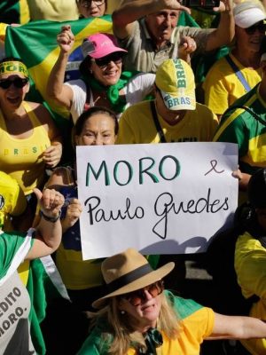 x83450550_ririo-de-janeiro-rj-30-06-2019-manifestacao-poem-a-prova-apoio-a-moro-e-a-pautas-da-gest-jpg-pagespeed-ic-tvsrg-ygp5