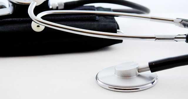 stethoscope-1584223-640