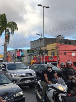 protesto-na-avenida-general-carneiro-em-sorocaba-1
