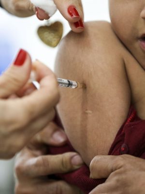 Dia D de mobilização da Campanha Nacional de Vacinação contra a Poliomielite e Sarampo.