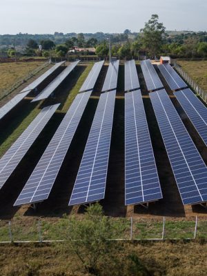 usina-solar-em-aracoiaba-da-serra